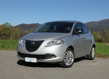Lancia Ypsilon 1.2 8v Gold 69cv E6